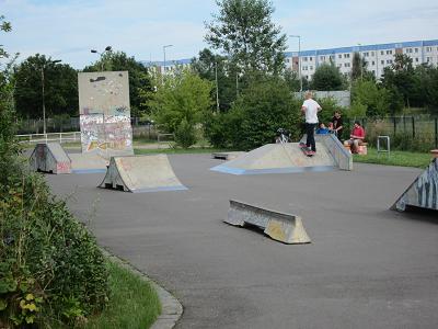 Jelena-Santic-Friedenspark - Die Skateanlage soll fuer die IGA 2017 Berlin zum Busparkplatz umfunktioniert werden